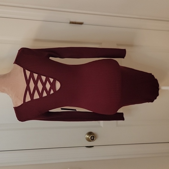 Derek Heart Burgundy/Wine Knit Cage Back Dress, NWT.  Size Jr. M - Picture 3 of 6